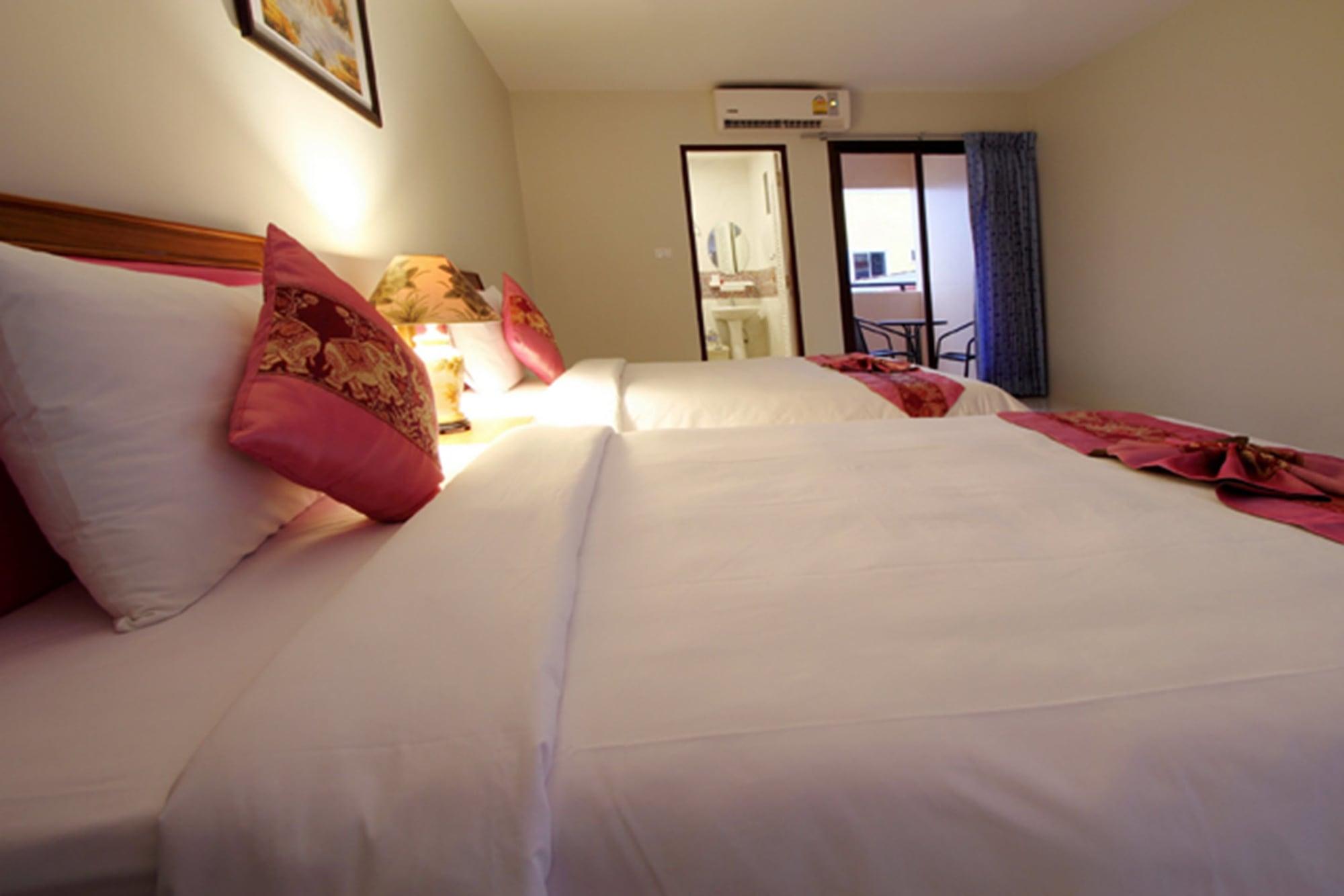 Phuket Airport Inn Ban Bo Han Bagian luar foto