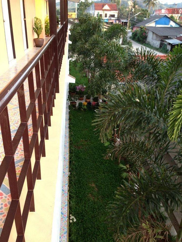 Phuket Airport Inn Ban Bo Han Bagian luar foto